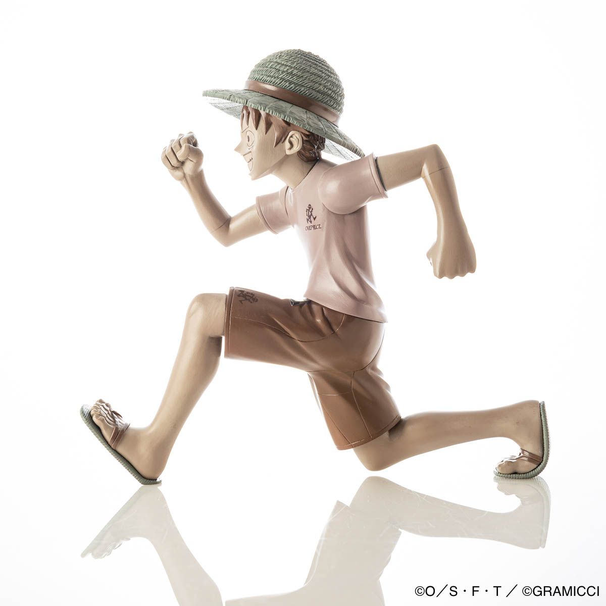 HKDSTOY GRAMICCI x ONE PIECE [Luffy ‘Running man’] Sepia